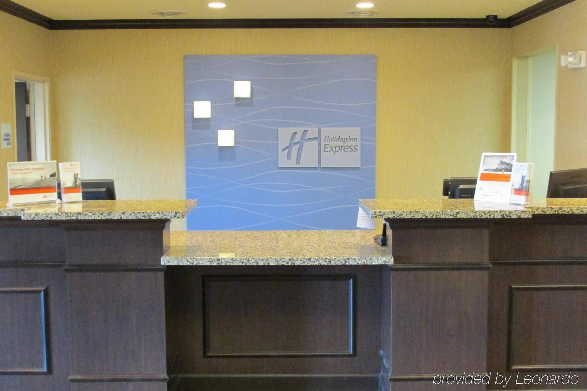 Express And Wheeling By Ihg Hotel